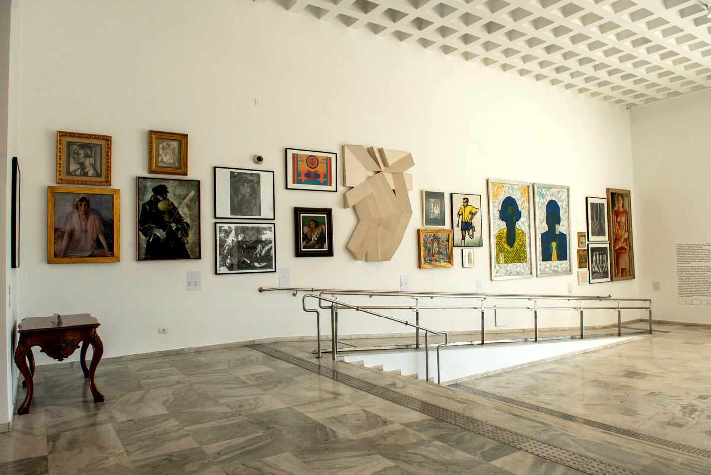 Foto da exposição no Palácio dos Bandeirantes